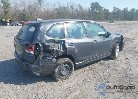 2022 Subaru Forester из США, поврежденный, VIN JF2SKAAC5NH487417